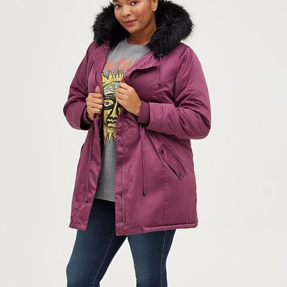Torrid coat  - Picture 2 of 11